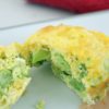 These easy egg muffin cups are full of protein and veggies and you can prep ahead on the weekend. A great 21 Day Fix friendly breakfast!