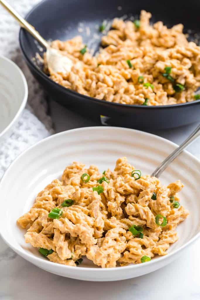 bowl of buffalo chicken pasta