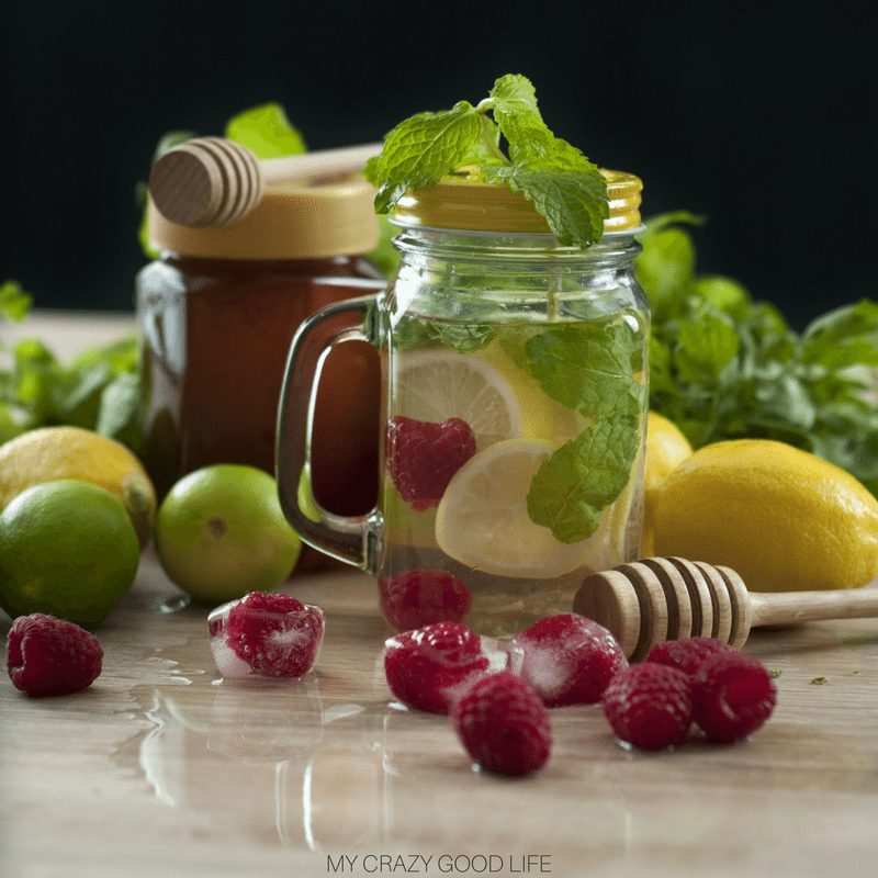 By now I think we all know how amazing the Instant Pot is, it's a versatile machine that can do almost anything! Did you know that you can make amazing Instant Pot drinks?! There are endless possibilities for Instant Pot beverages that you can whip up. Give some of these tasty pressure cooker drinks a try today! Instant Pot Drink Recipes | Instant Pot Infused Water Recipes #instantpot #drinks #instantpotdrinks #pressurecooker #recipes