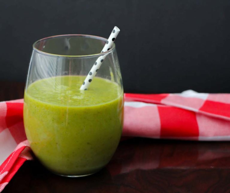 Pineapple Kale Smoothie | Keto Smoothie