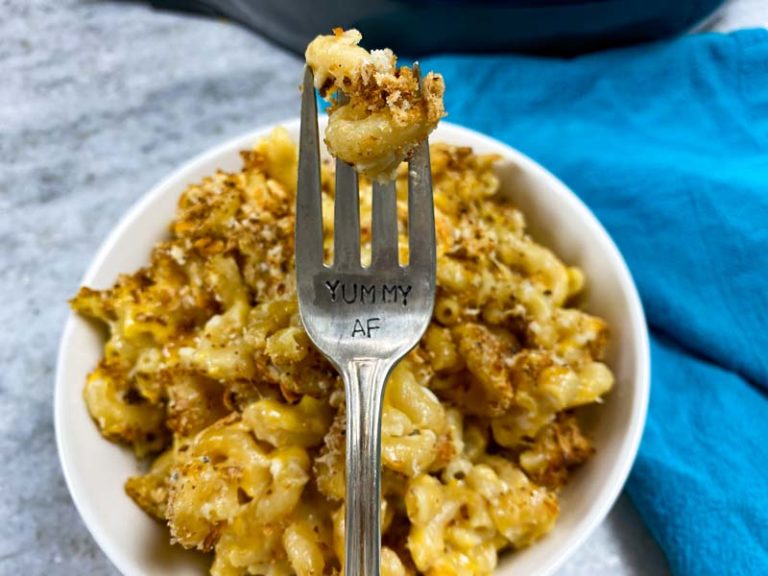 Healthy Mac and Cheese with Greek Yogurt