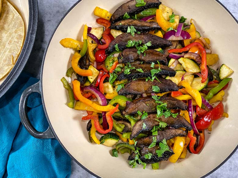 top down view of grilled mushroom fajitas