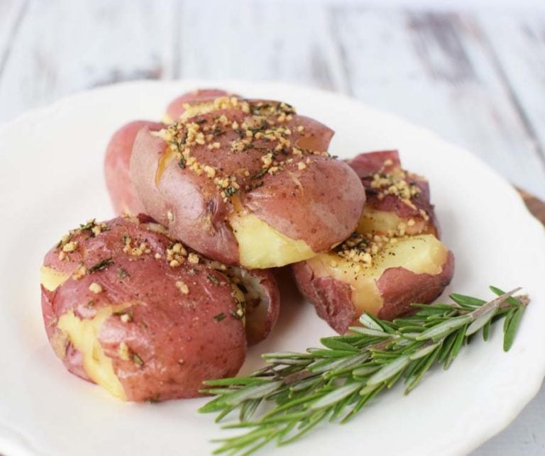 Rosemary Smashed Potatoes with Garlic